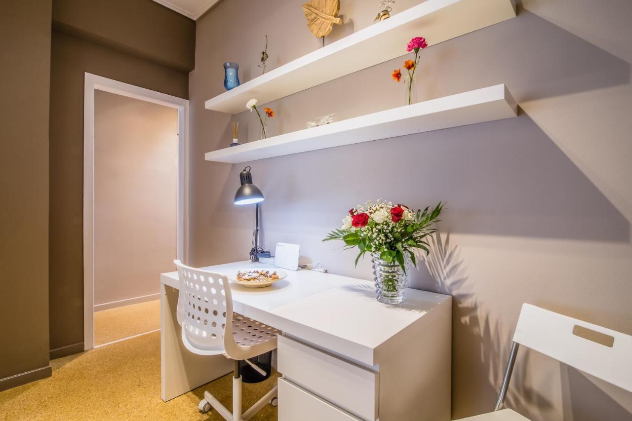 Glyfada'S Central Apartment أثينا المظهر الخارجي الصورة
